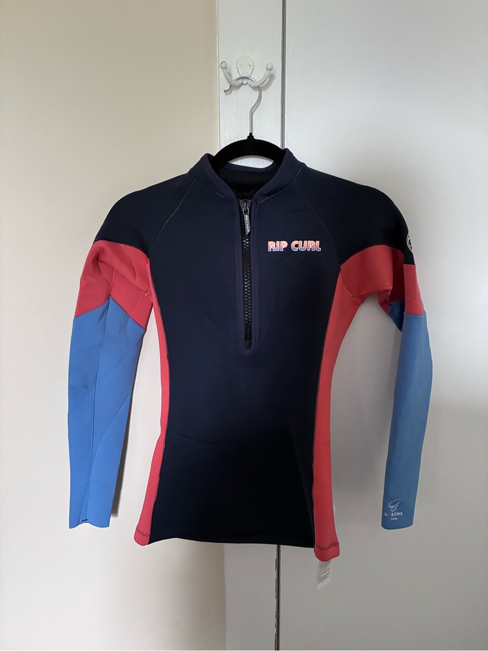 Rip Curl Men’s Long Sleeve Rash Guard - Navy, Red & Light Blue